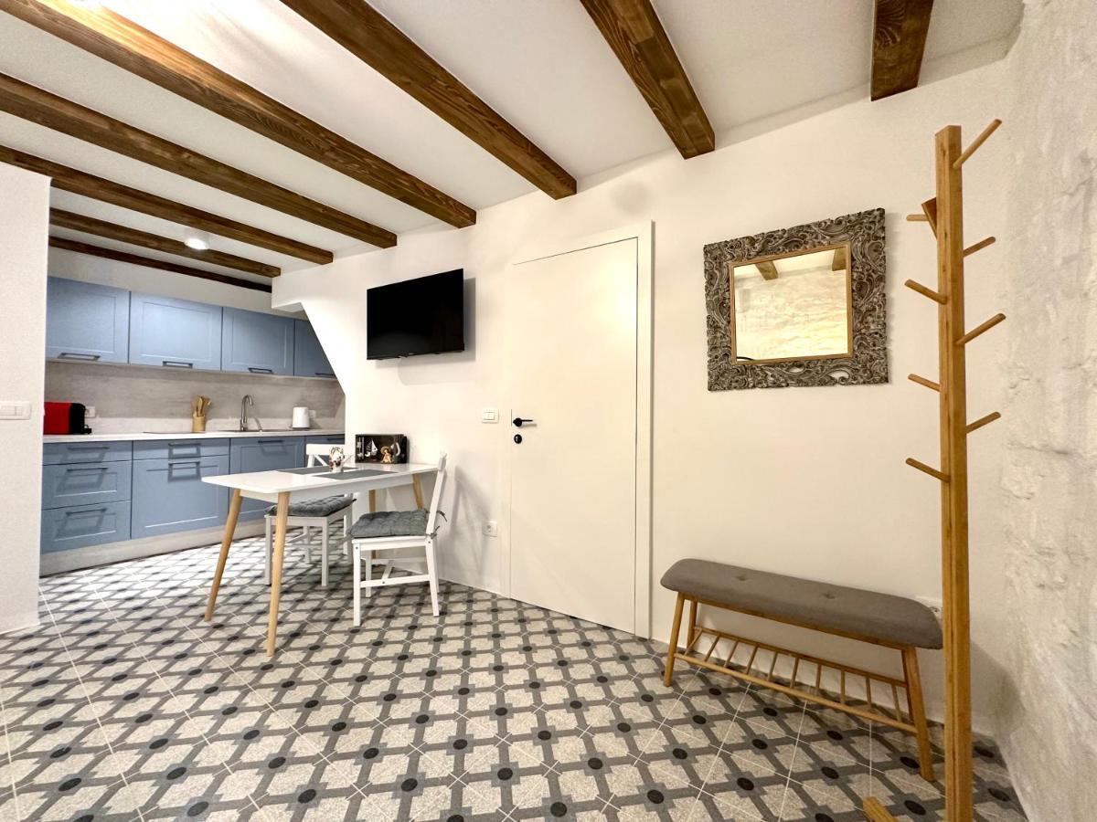Apartments Angela Пиран Екстериор снимка