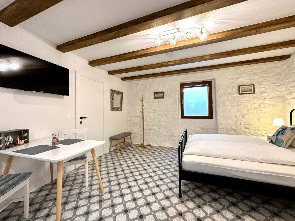 Apartments Angela Пиран Екстериор снимка
