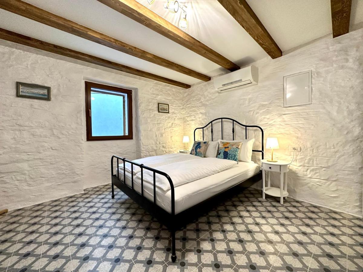 Apartments Angela Пиран Екстериор снимка
